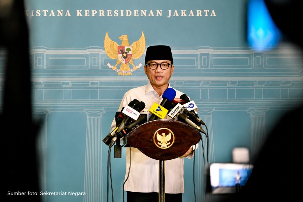 Sekretariat_Negara_retouch_bawah_1MB