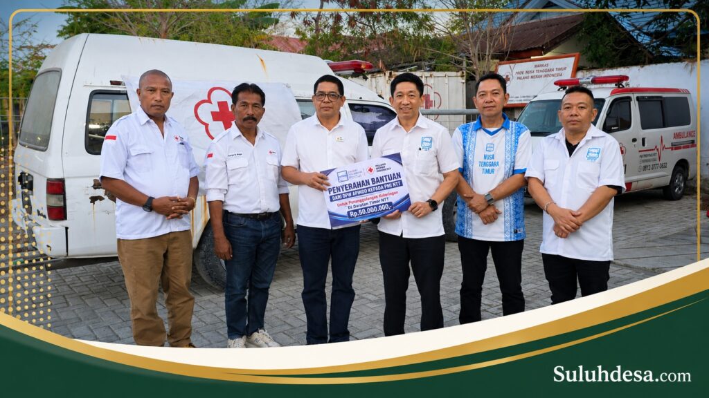 penyerahan_bantuan_pmi_ntt_di_markas_ambulans_1mb